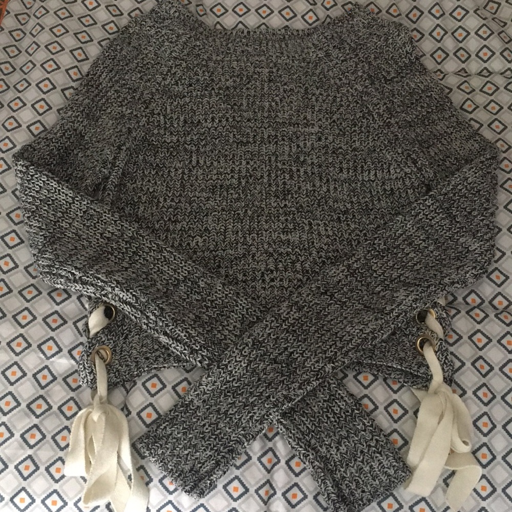 Guess Sweater